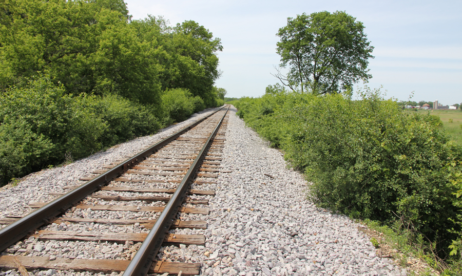 Nippersink train tracks